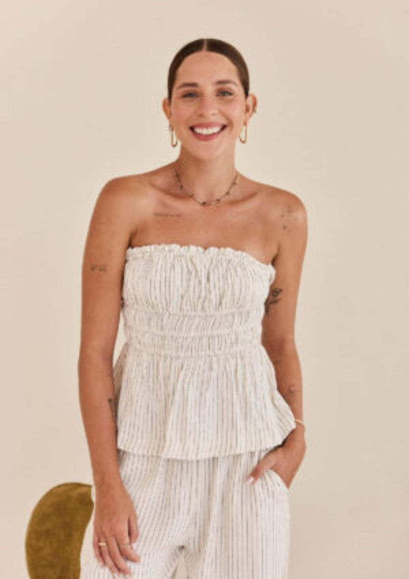 TOP LORENA RAYAS