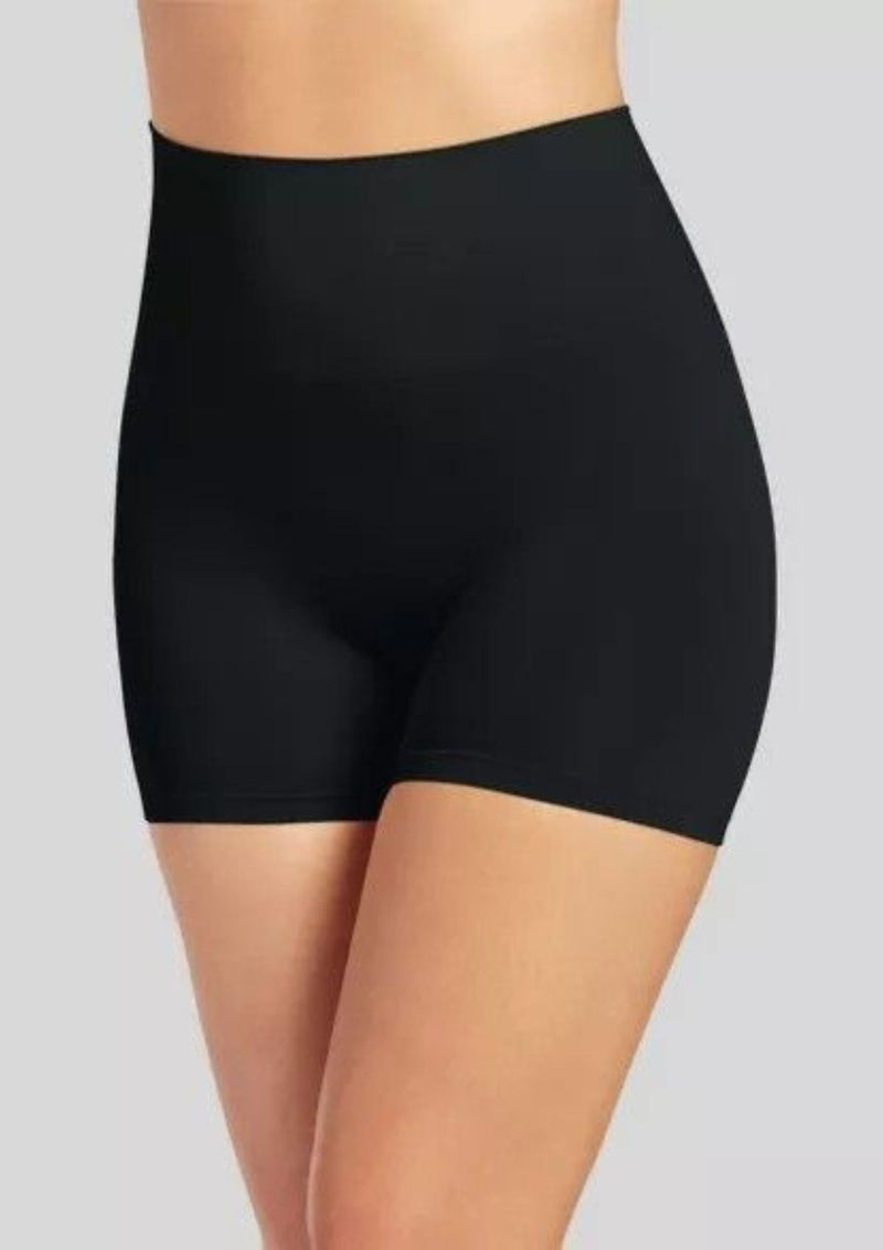 INVISIBLE SHORT