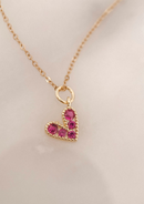 COLLAR CORAZON FUCSIA