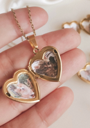 RELICARIO CORAZON CON BORDE LABRADO