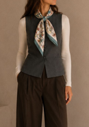 PAÑUELO SEDA FLORES RSD/NRJ/GRIS 70X66